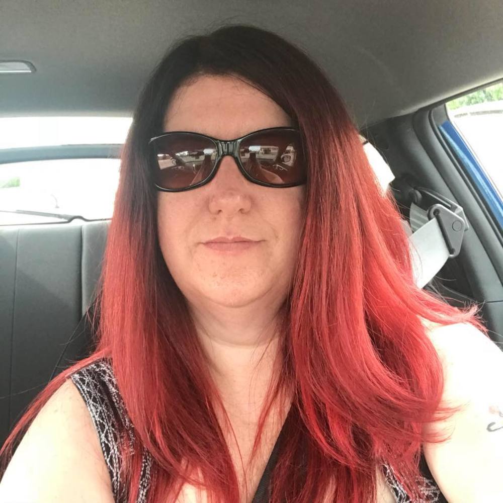 Meet your Posher, Angela